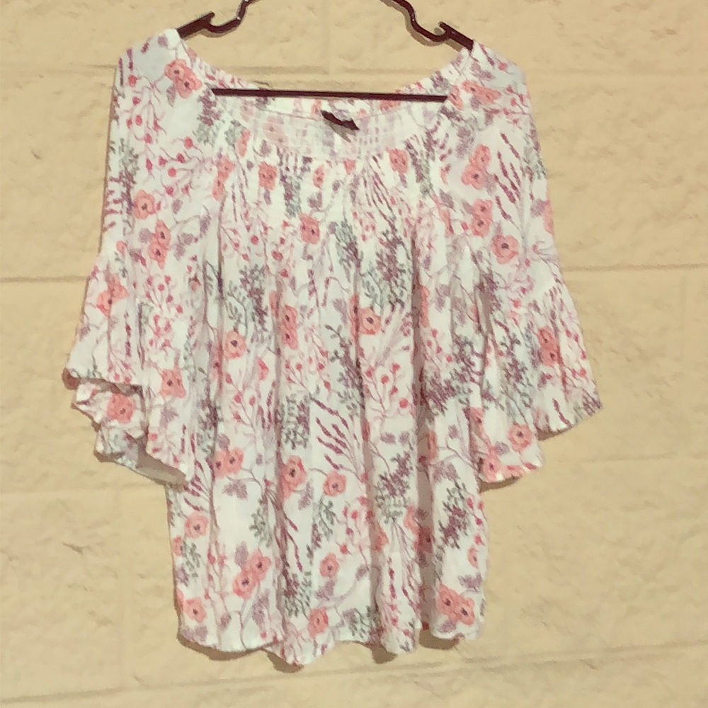Floral style blouse